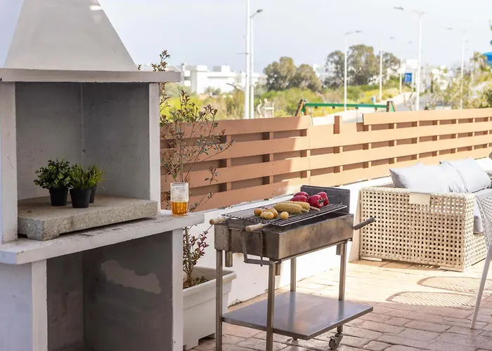 View 9 -fig Tree Bay-jacuzzi-hot Tub *