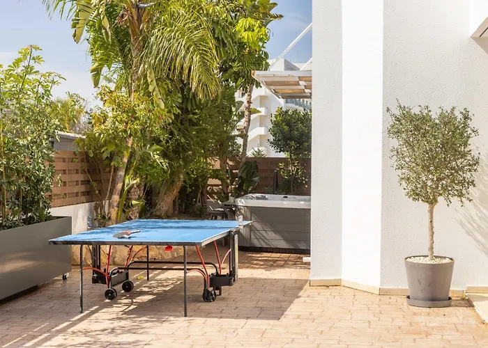 View 9 -fig Tree Bay-jacuzzi-hot Tub * Protaras