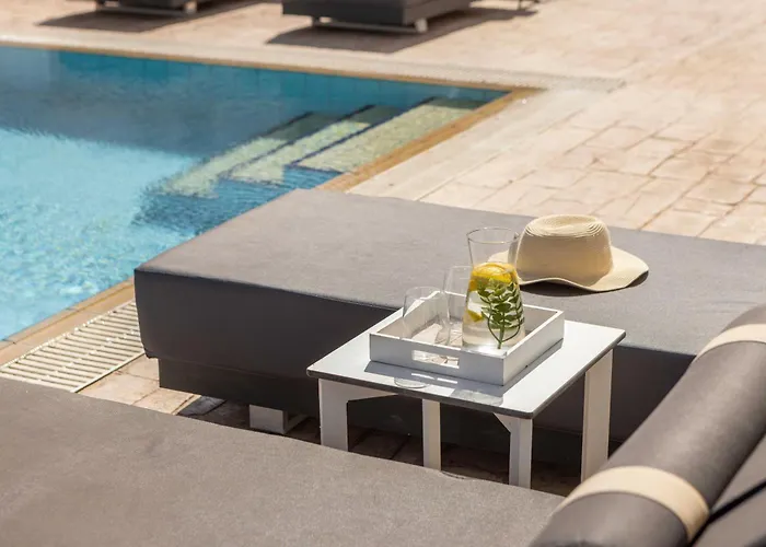 View 9 -fig Tree Bay-jacuzzi-hot Tub Protaras