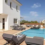 Сasa de vacaciones View 9 -fig Tree Bay-jacuzzi-hot Tub