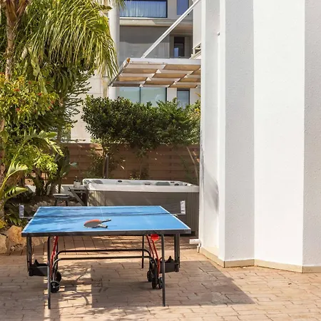 View 9 -fig Tree Bay-jacuzzi-hot Tub Holiday home Protaras