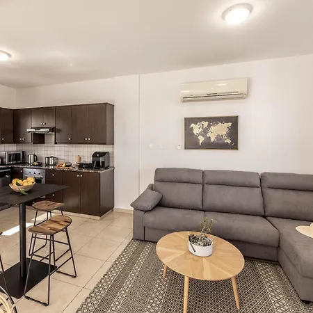 View 9 -fig Tree Bay-jacuzzi-hot Tub Holiday home *