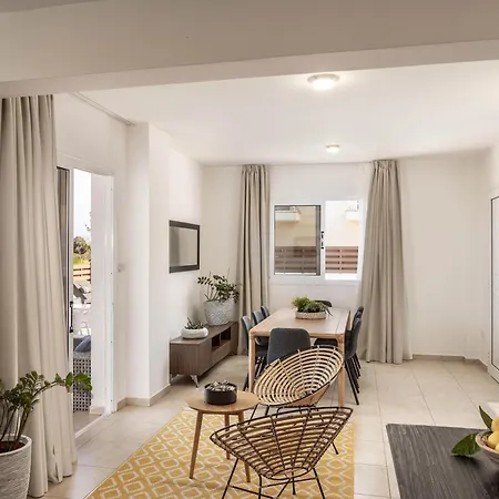 View 9 -fig Tree Bay-jacuzzi-hot Tub Протарас