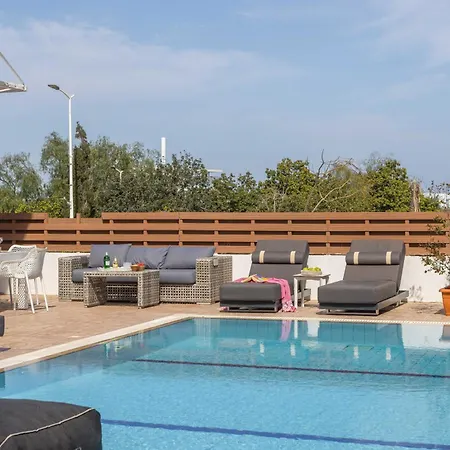 Holiday home View 9 -fig Tree Bay-jacuzzi-hot Tub Protaras