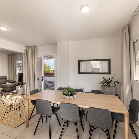 View 9 -fig Tree Bay-jacuzzi-hot Tub