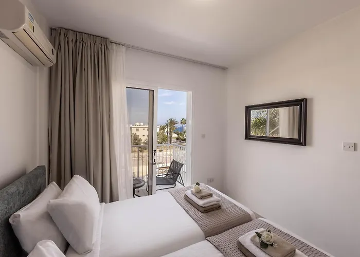 View 9 -fig Tree Bay-jacuzzi-hot Tub 度假居 *