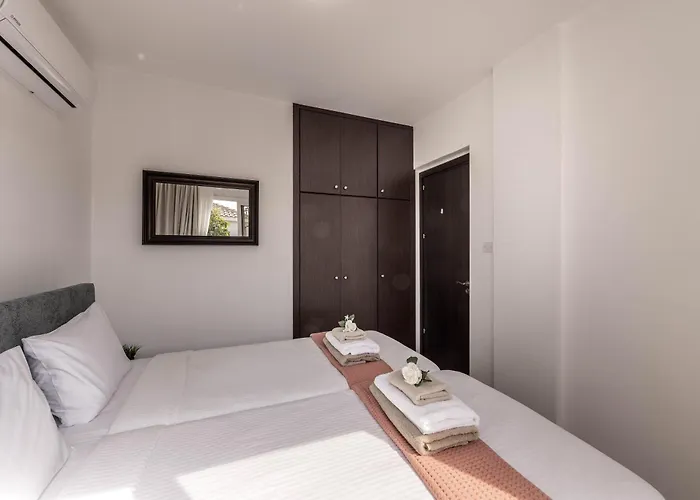 View 9 -fig Tree Bay-jacuzzi-hot Tub 度假居 *