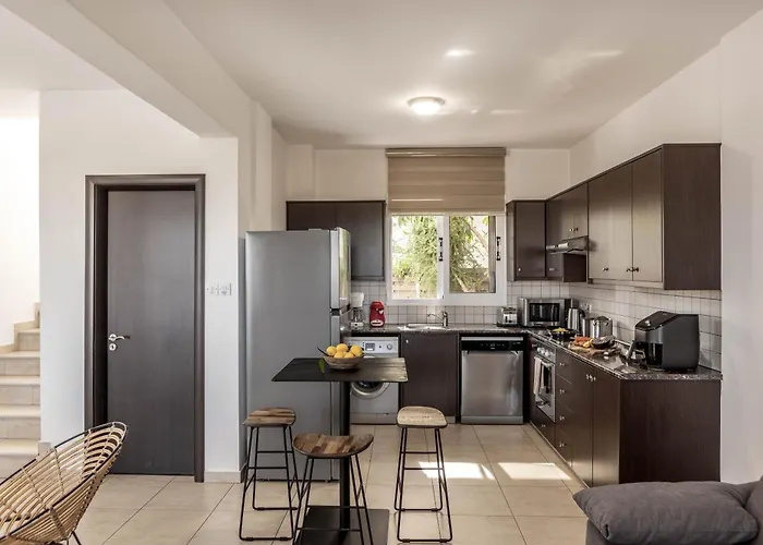 View 9 -fig Tree Bay-jacuzzi-hot Tub 普罗塔拉斯