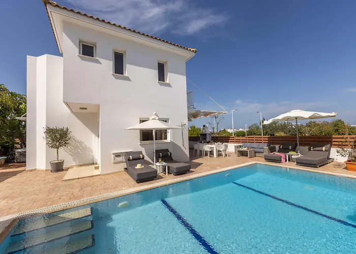 View 9 -fig Tree Bay-jacuzzi-hot Tub 普罗塔拉斯